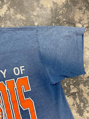 Vintage 90s The University of Illinois Fighting Illini Cropped T-Shirt Size Medium