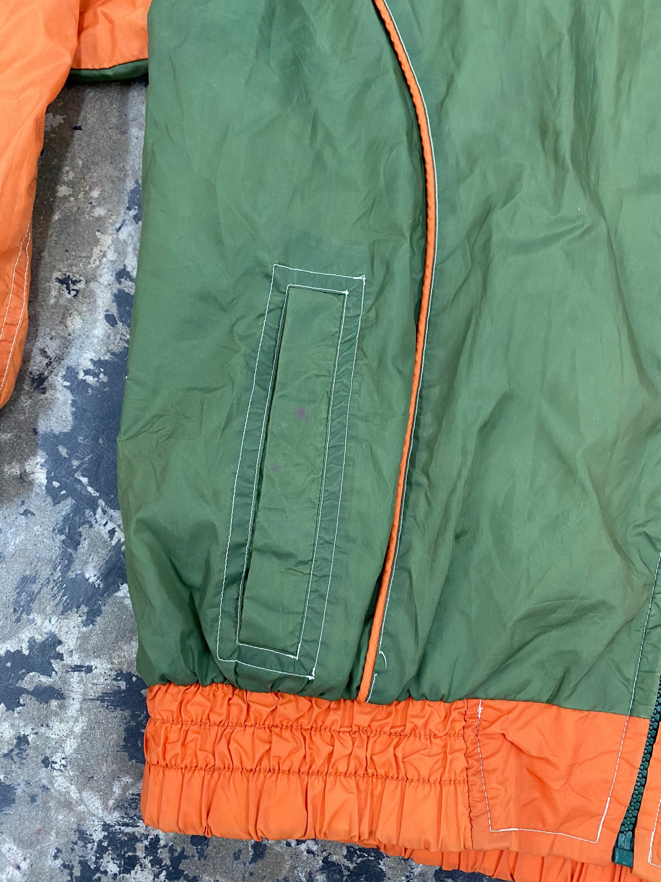 90s Pro Player マイアミハリケーンズ ナイロンジャケット LARGE Vintage 90s Pro Player Miami Hurricanes Full Zip