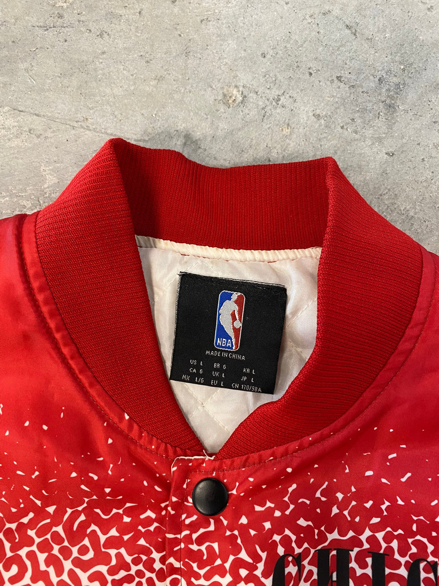 Chicago Bulls Nylon Jacket Size Large