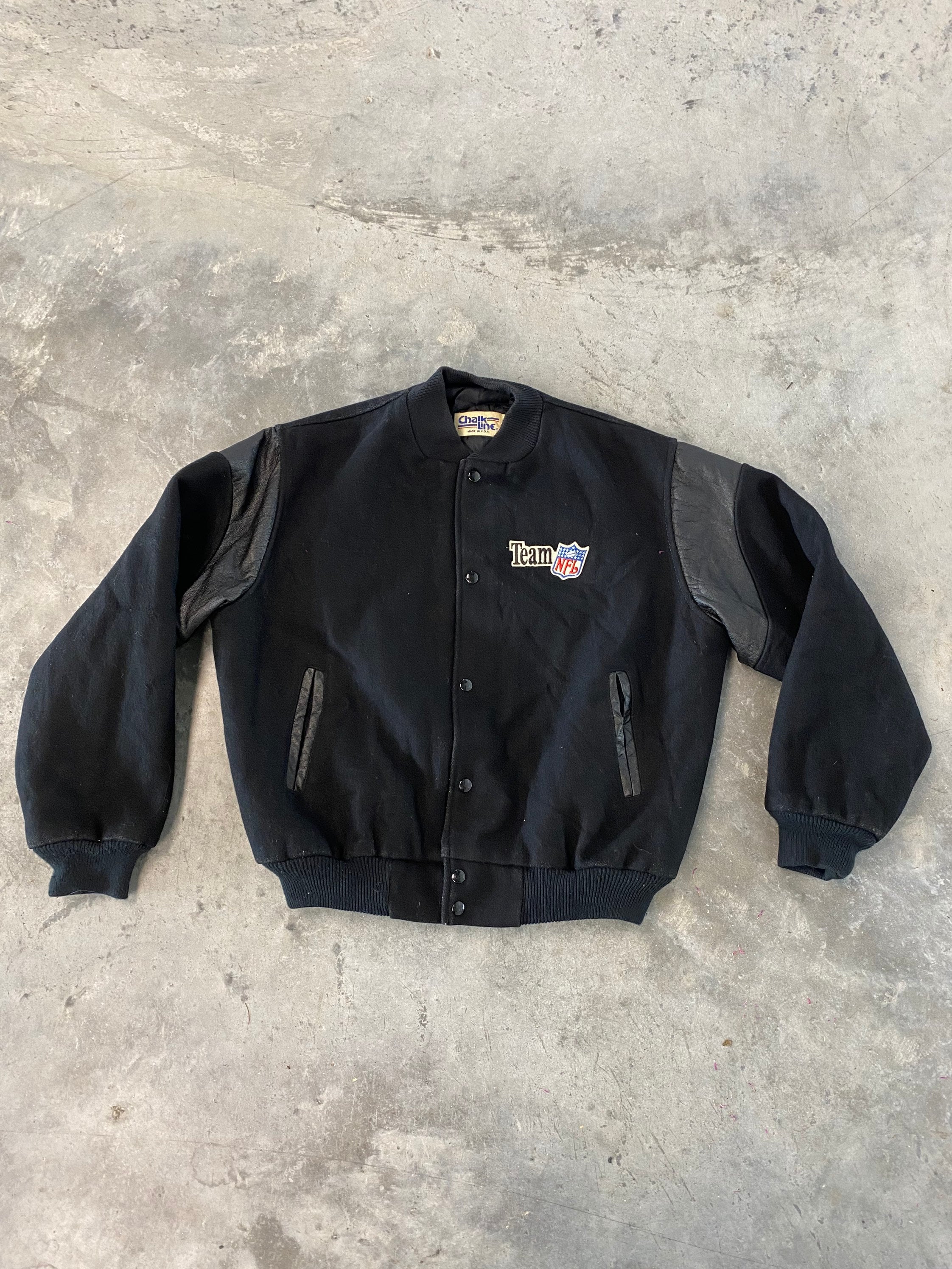 Vintage 90s Oakland Raiders Chalk Line Team NFL Varsity Jacket Size Large