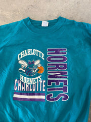 Vintage 90s Charlotte Hornets Sweatshirt Size Medium