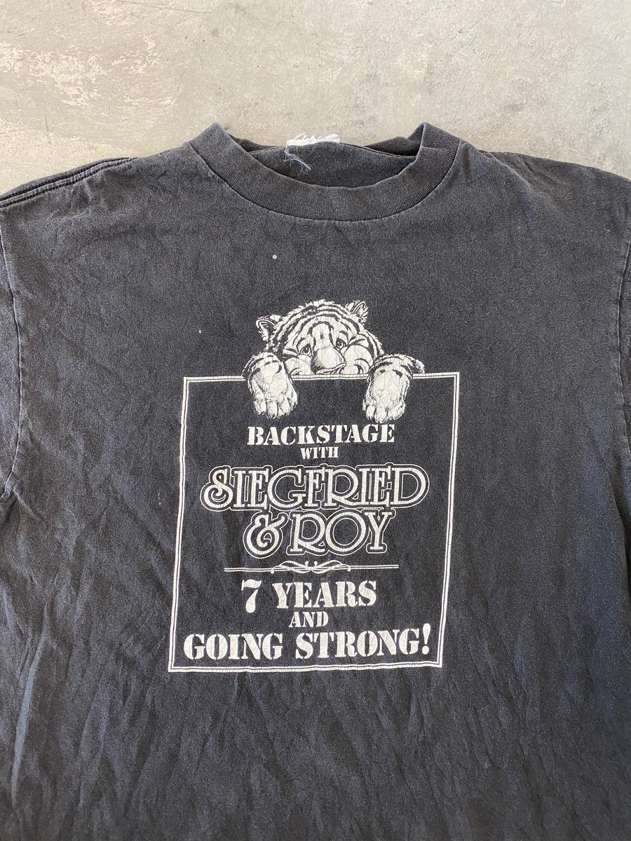 Vintage Siegfried and Roy Vegas Tiger T-Shirt Size XL